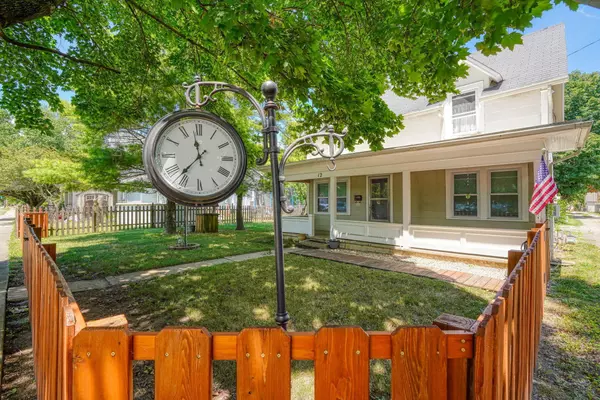 Mount Sterling, OH 43143,12 S High Street