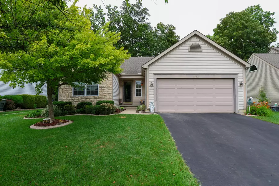 2150 Stoneside Drive, Hilliard, OH 43026