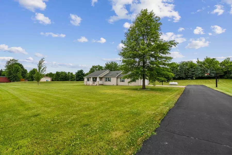 8884 Weiser Road, Waldo, OH 43356