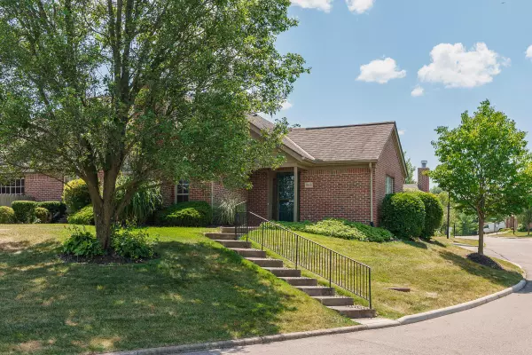 Columbus, OH 43235,963 Willow Bluff Drive