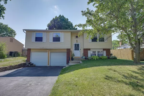 8849 Crestwater Drive, Galloway, OH 43119