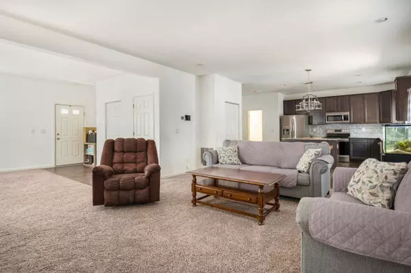 Ashville, OH 43103,31 Thoreau Drive