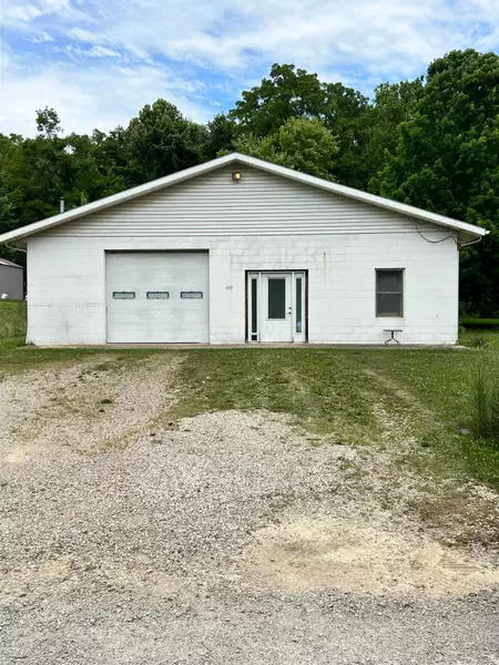 437 Poplar Street, Junction City, OH 43748