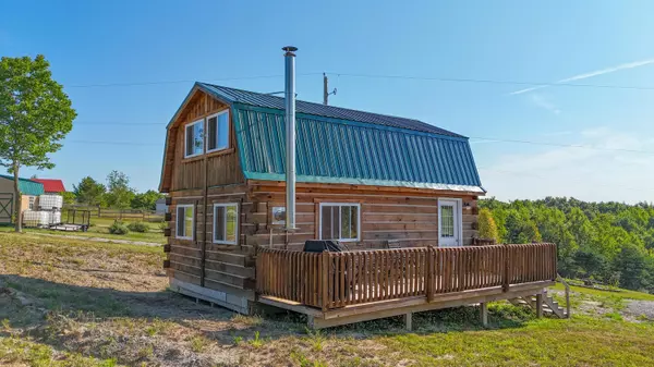 Wellston, OH 45692,1116 Number 12 Hollow Road