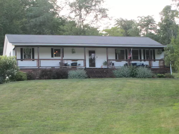 365 Camp Lane,  New Concord,  OH 43762