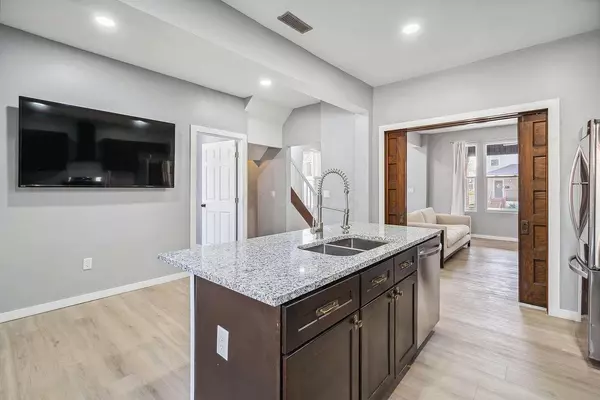 Columbus, OH 43206,921 Linwood Avenue