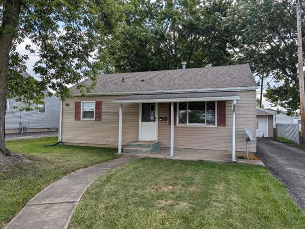 1006 S Burnett Road, Springfield, OH 45505