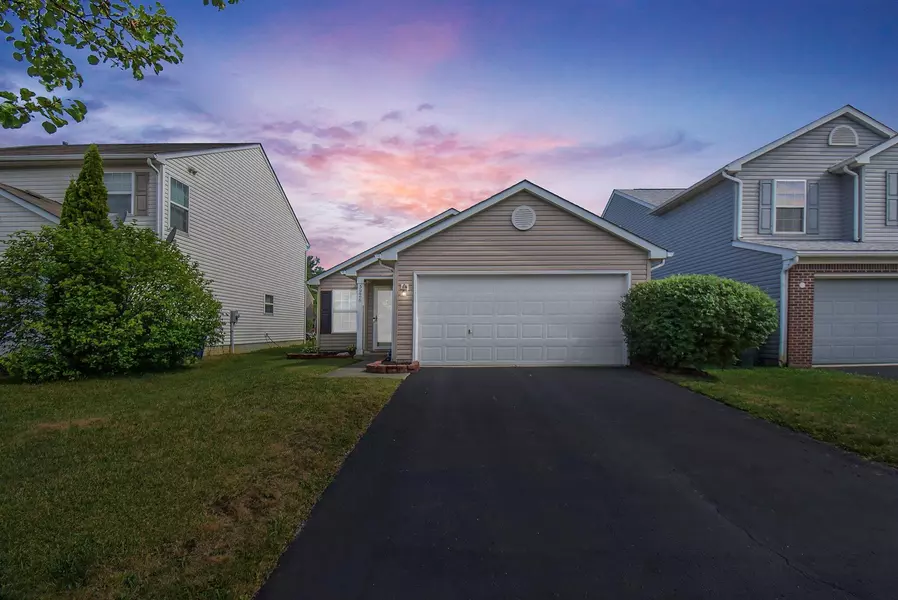 3926 Genteel Drive, Grove City, OH 43123