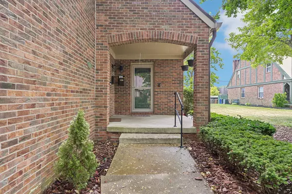 Columbus, OH 43220,1535 Sandringham Court