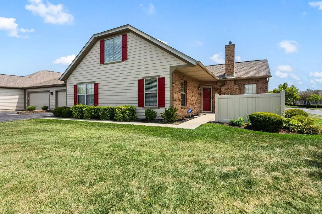 Grove City, OH 43123,6030 Landings Pond Place #30