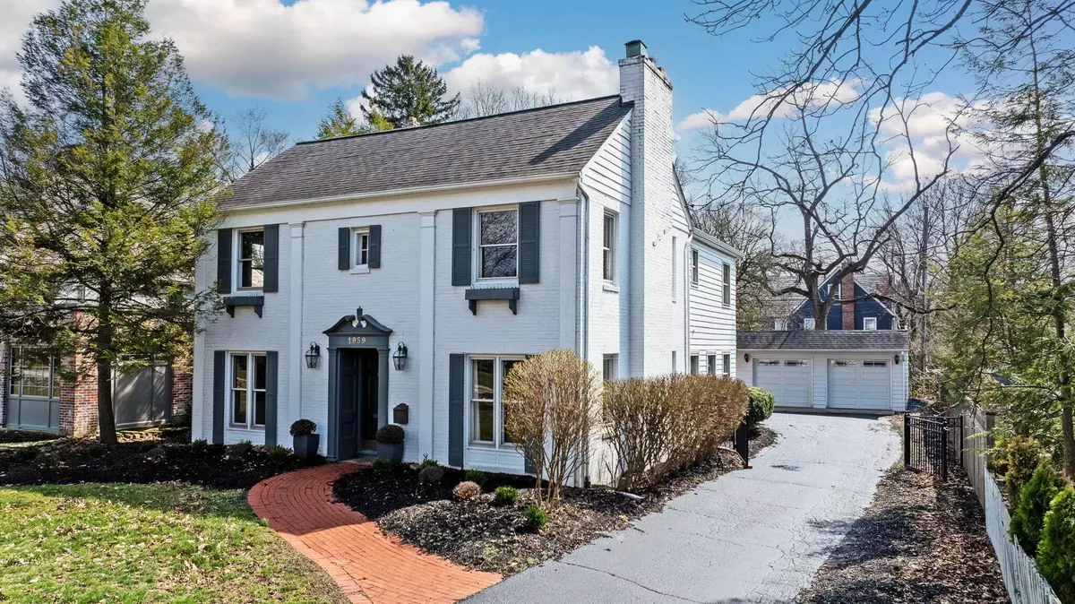 Columbus, OH 43221,1959 W Lane Avenue