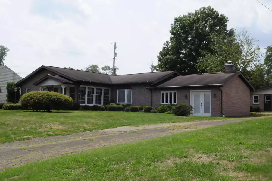 67478 Warnock Saint Clairsvi Road, St. Clairsville, OH 43950