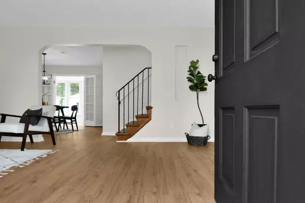 Columbus, OH 43206,1092 Kelton Avenue