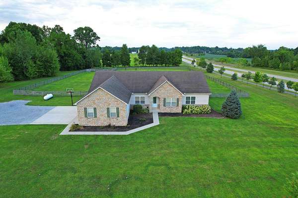 2650 Bean-Oller Road, Delaware, OH 43015