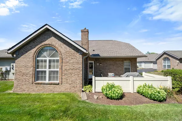 76 Villa Pointe Drive, Columbus, OH 43213