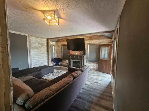 Oak Hill, OH 45656,75 Wood Hill Road