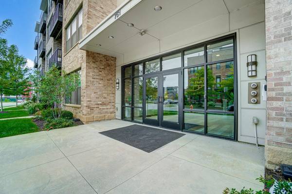 751 N 6th Street #302, Columbus, OH 43215