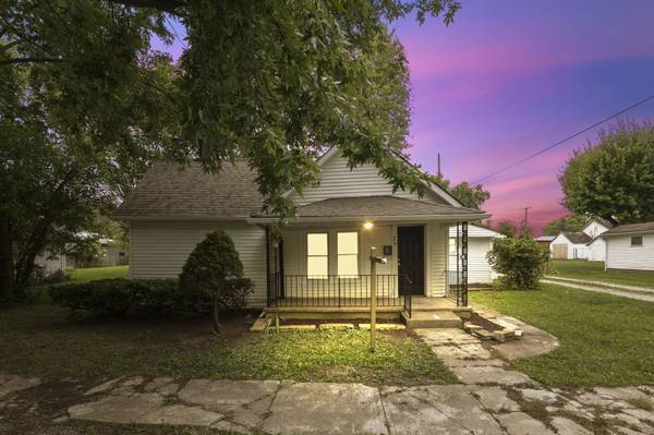 25 Fent Street,  Jeffersonville,  OH 43128