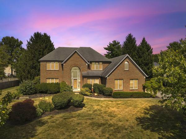 8853 Chateau Drive,  Pickerington,  OH 43147