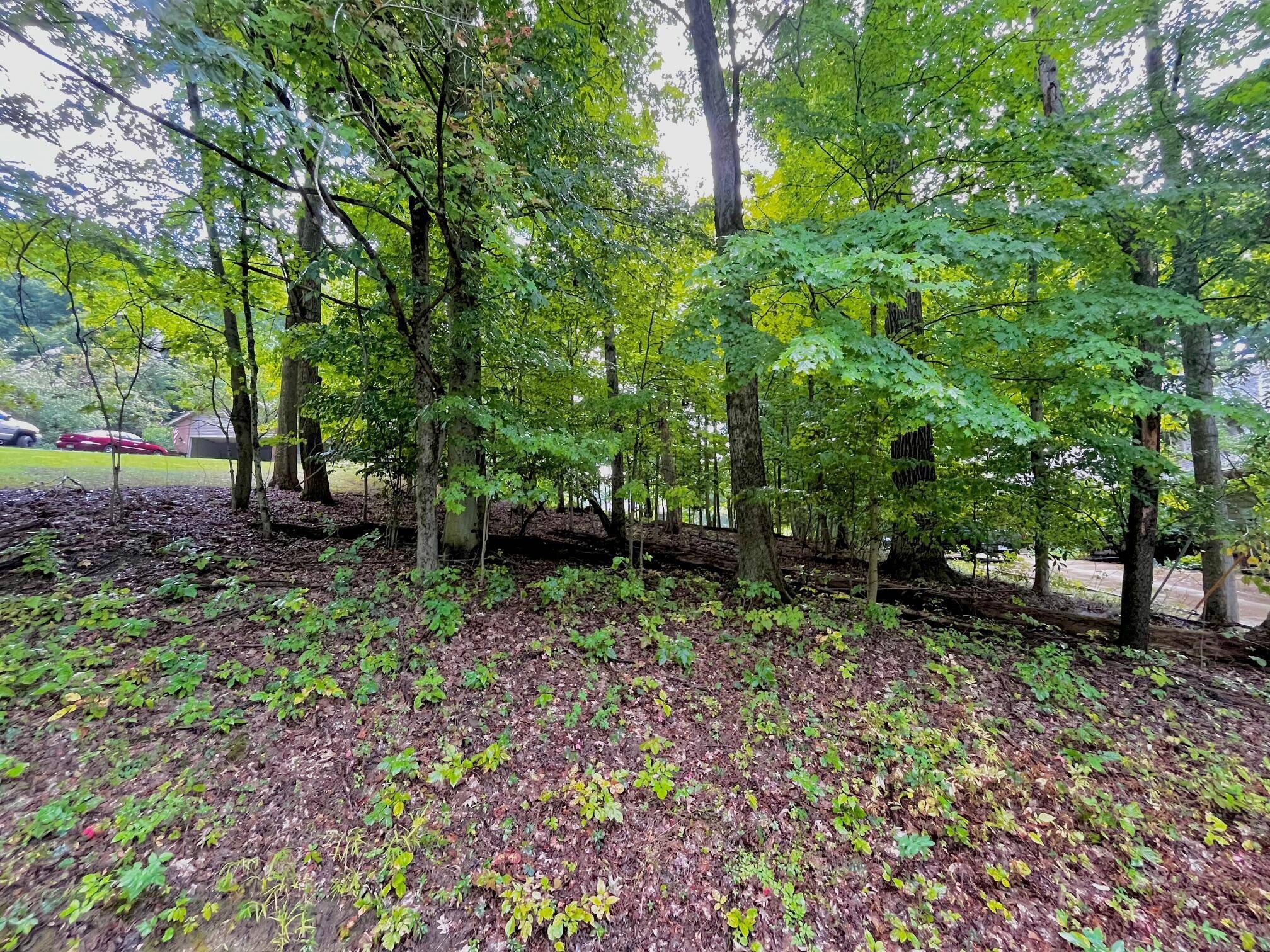 565 W Highland Drive,  Howard,  OH 43028