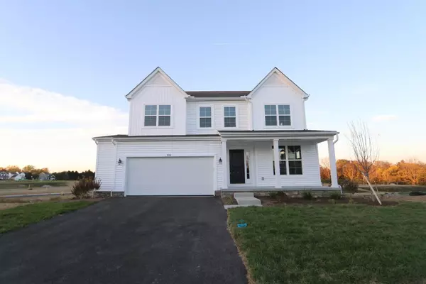 1112 Quarry Oak Drive, Grove City, OH 43123