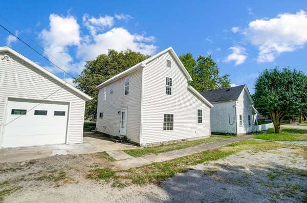 8310 Main Street, Milledgeville, OH 43142