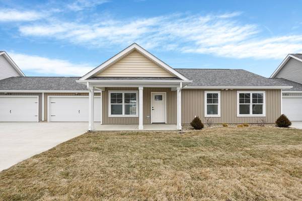 106 Cumberland Meadows Circle, Hebron, OH 43025