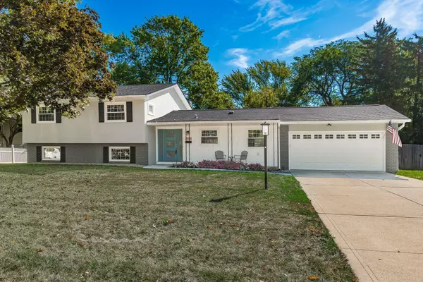 1522 Pemberton Drive, Upper Arlington, OH 43221