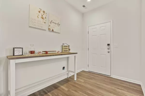 Hebron, OH 43025,4408 Hickory Lane