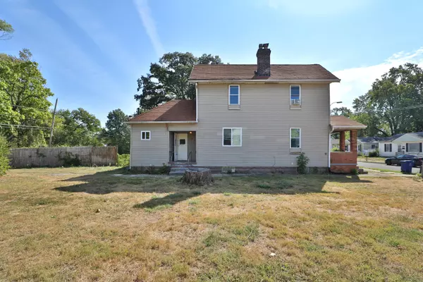 Columbus, OH 43219,2860 E 6th Avenue