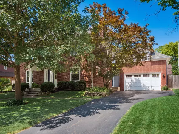 Upper Arlington, OH 43221,2172 Fairfax Road