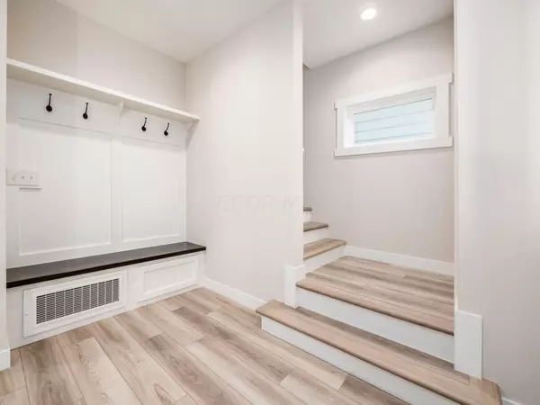 Columbus, OH 43202,204 E Patterson Avenue