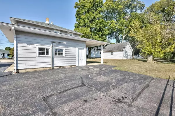 Mount Vernon, OH 43050,702 Coshocton Avenue