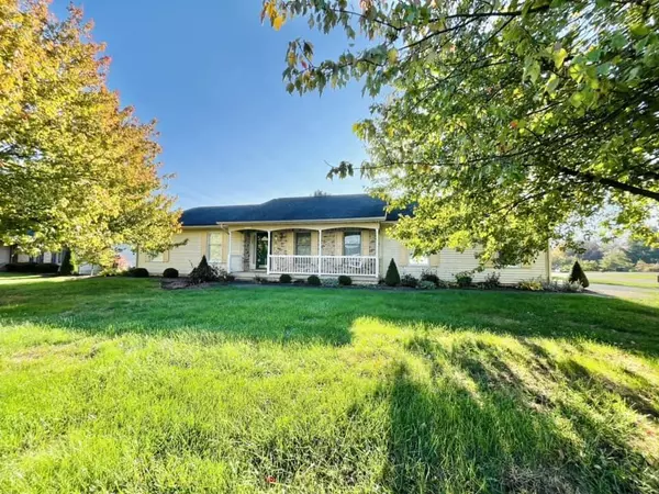 134 Columbus Road, Fredericktown, OH 43019