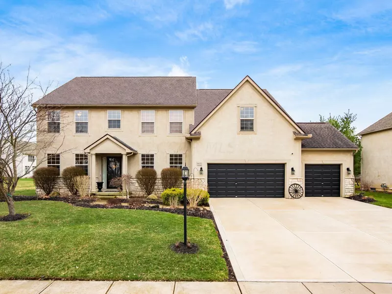 8670 Oakshire Drive, Pickerington, OH 43147