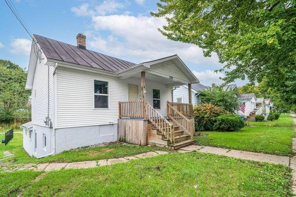 329 W High Street,  Mount Gilead,  OH 43338