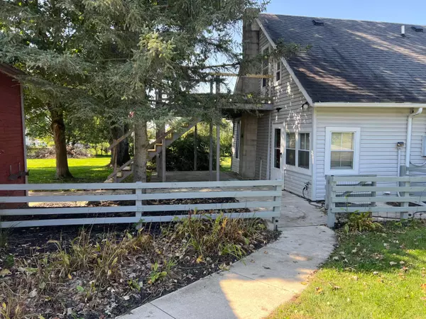 Middleburg, OH 43336,10388 North Street
