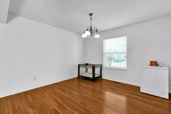 Reynoldsburg, OH 43068,8629 Robbins Loop Drive