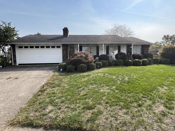 2005 Ottawa Drive, Circleville, OH 43113