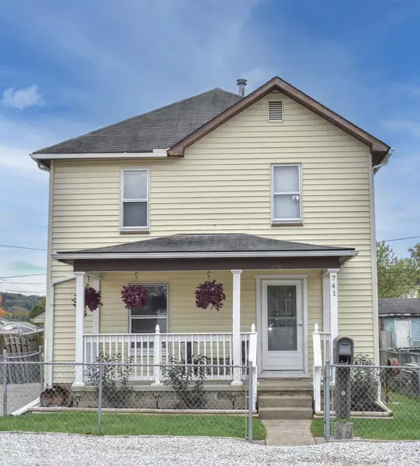 741 Russell Avenue, Newark, OH 43055