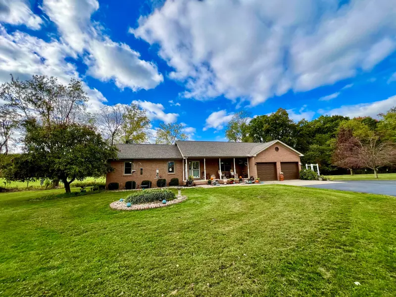 671 Stump Hollow Road, Lancaster, OH 43130