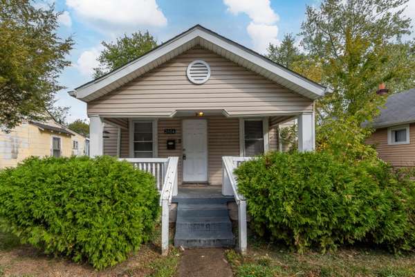 2864 E 10th Avenue, Columbus, OH 43219