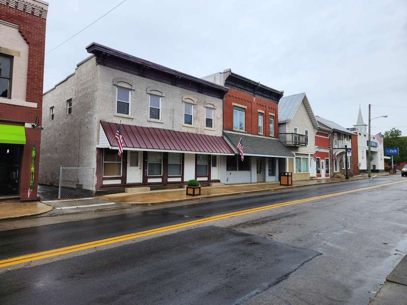 49 S Main Street, Utica, OH 43080