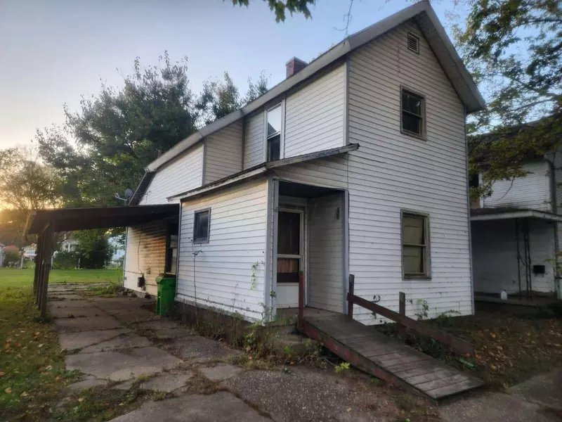 507 N 9th Street, Coshocton, OH 43812