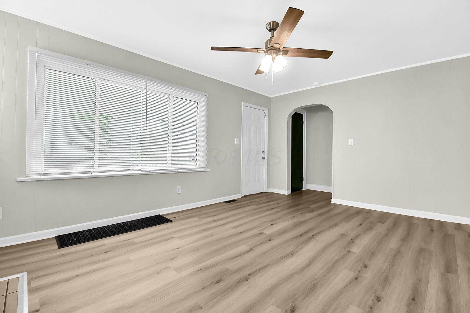 Columbus, OH 43223,897 Bellows Avenue