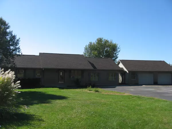 1026 S State Route 72,  Sabina,  OH 45169