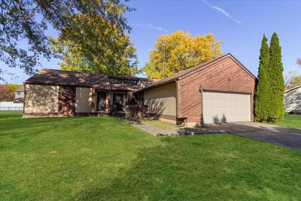 205 Timber Ridge Drive, Pickerington, OH 43147