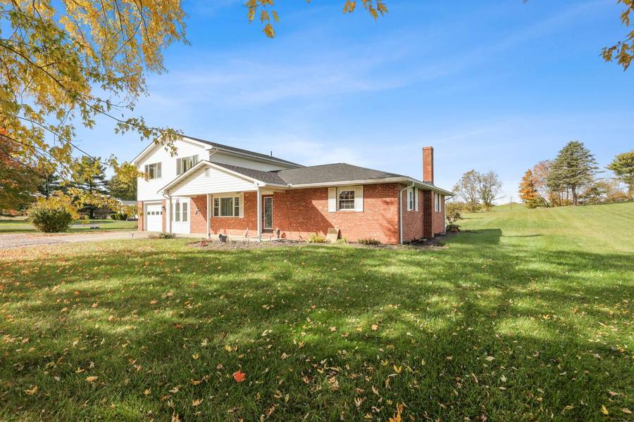 5040 Carroll Eastern Road, Carroll, OH 43112