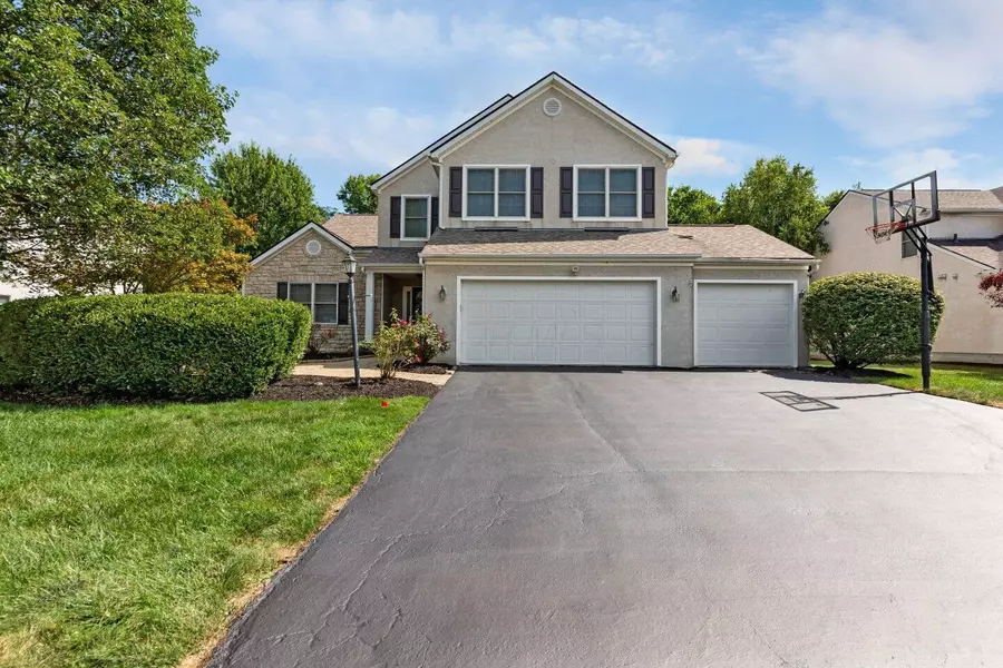 6935 Blue Holly Drive, Lewis Center, OH 43035