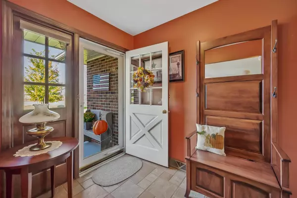 Radnor, OH 43066,3884 State Route 203